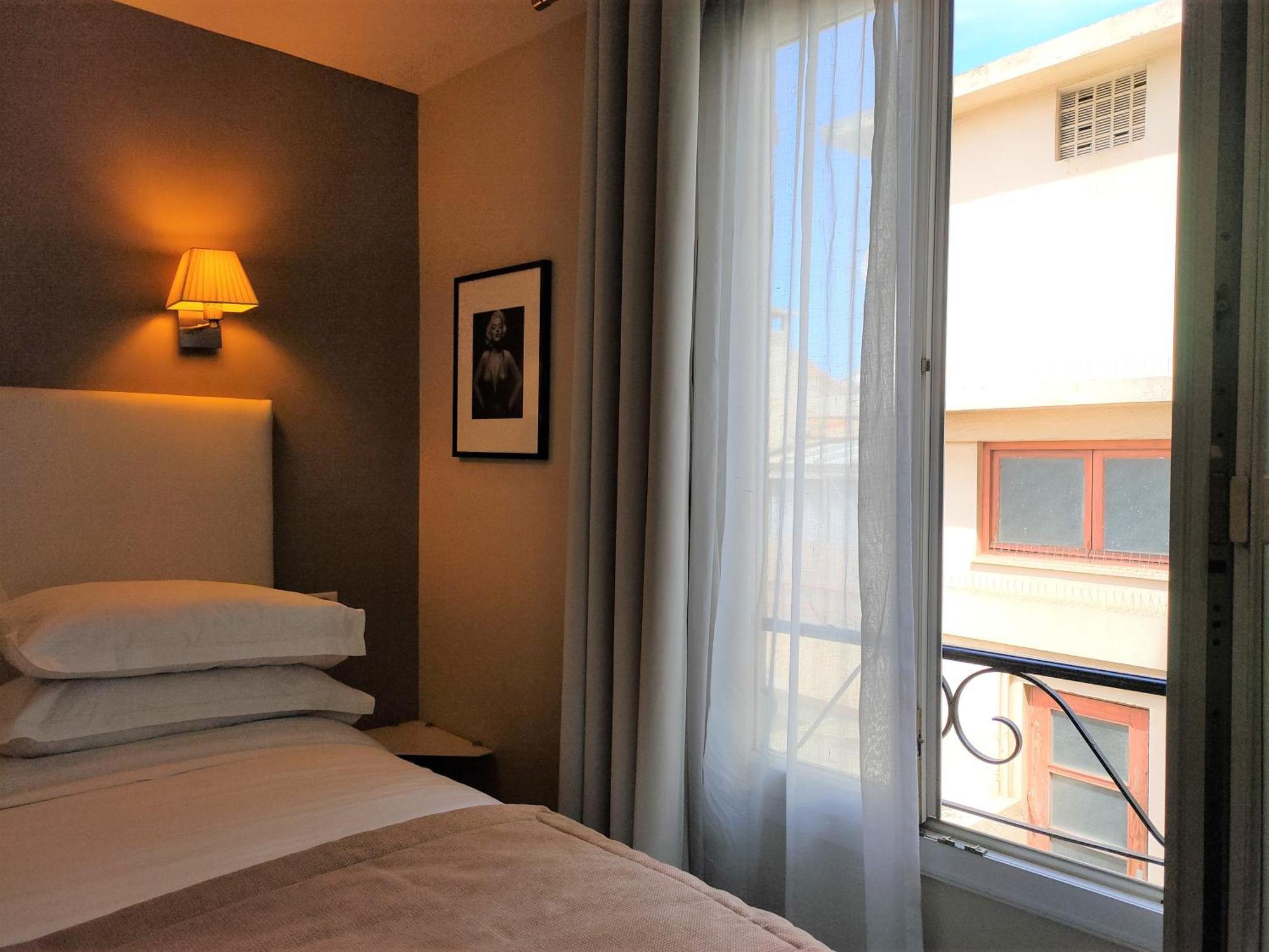 Hotel De Provence Cannes Bilik gambar